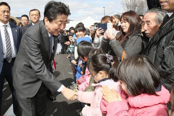 [流言板]爵士今日首發(fā)：喬治、塞克斯頓、馬爾卡寧、科林斯、凱斯勒